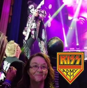 Meet your Posher, Rhonda